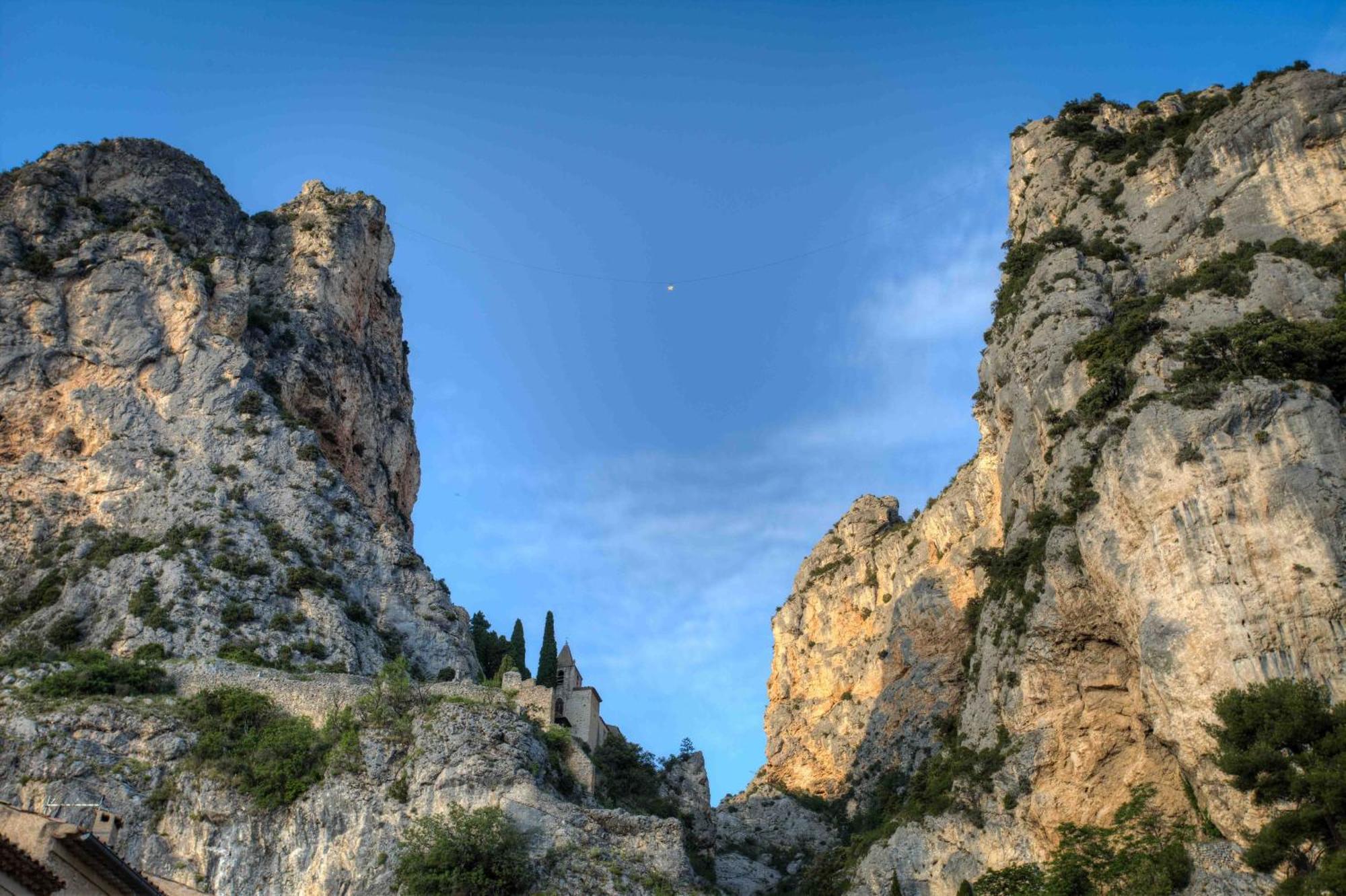 Apartamento La Bonne Etoile - The Good Star Moustiers-Sainte-Marie Habitación foto