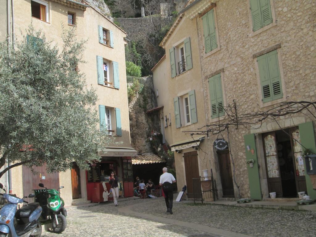 Apartamento La Bonne Etoile - The Good Star Moustiers-Sainte-Marie Habitación foto